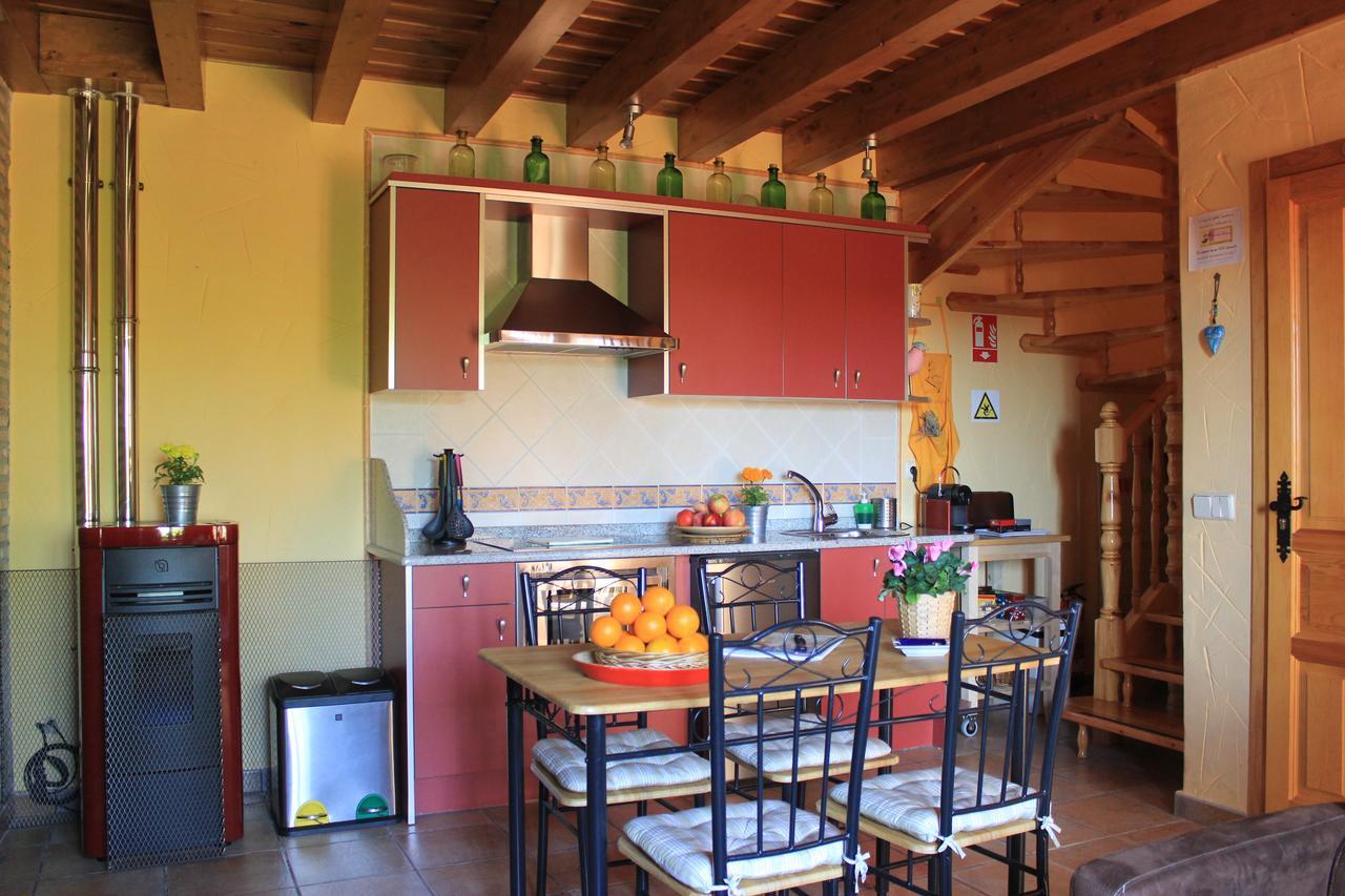 La Caseja De Ayllón Extérieur photo